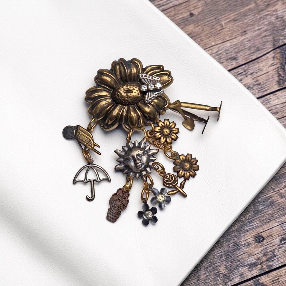 Vintage 90's Sunflower Gardening Tools Charms Flowers Summer Brooch - Picture 1 of 1